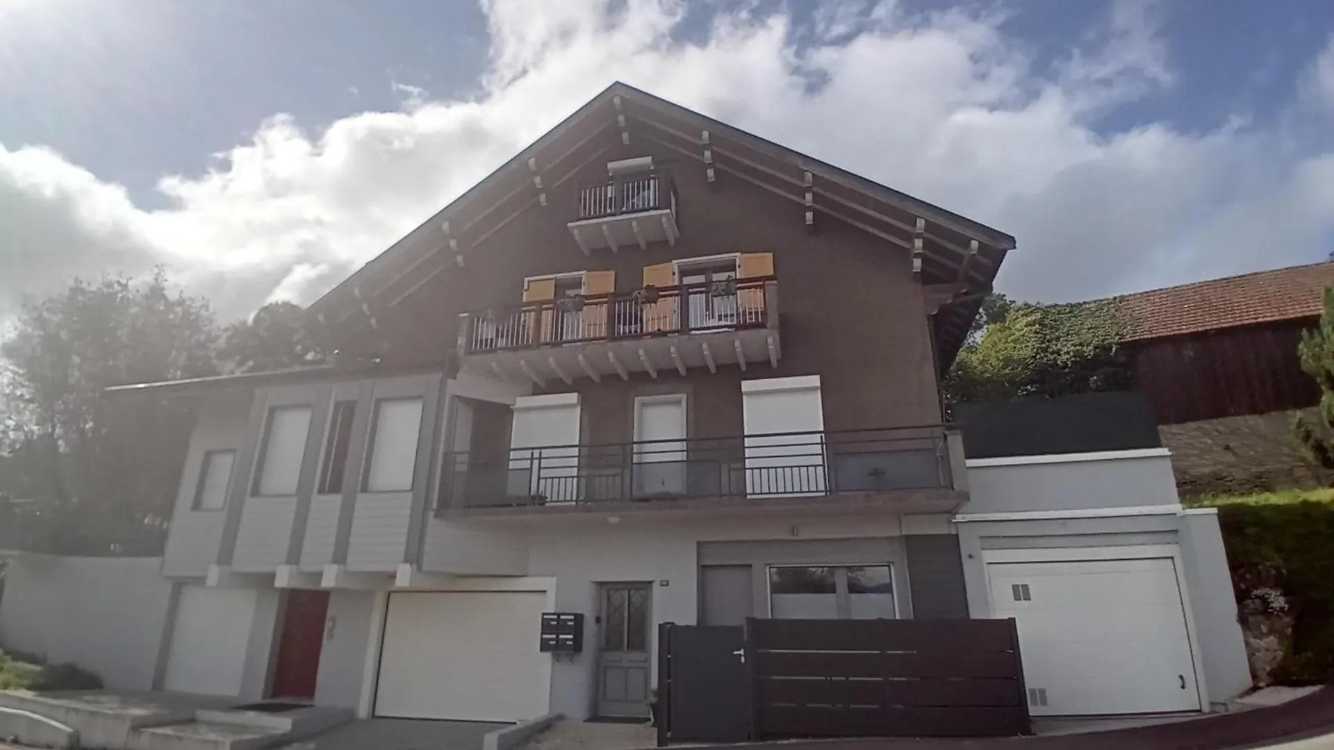 Appart Paisible, Propre Et Accueillant Pers-Jussy 0*,  France